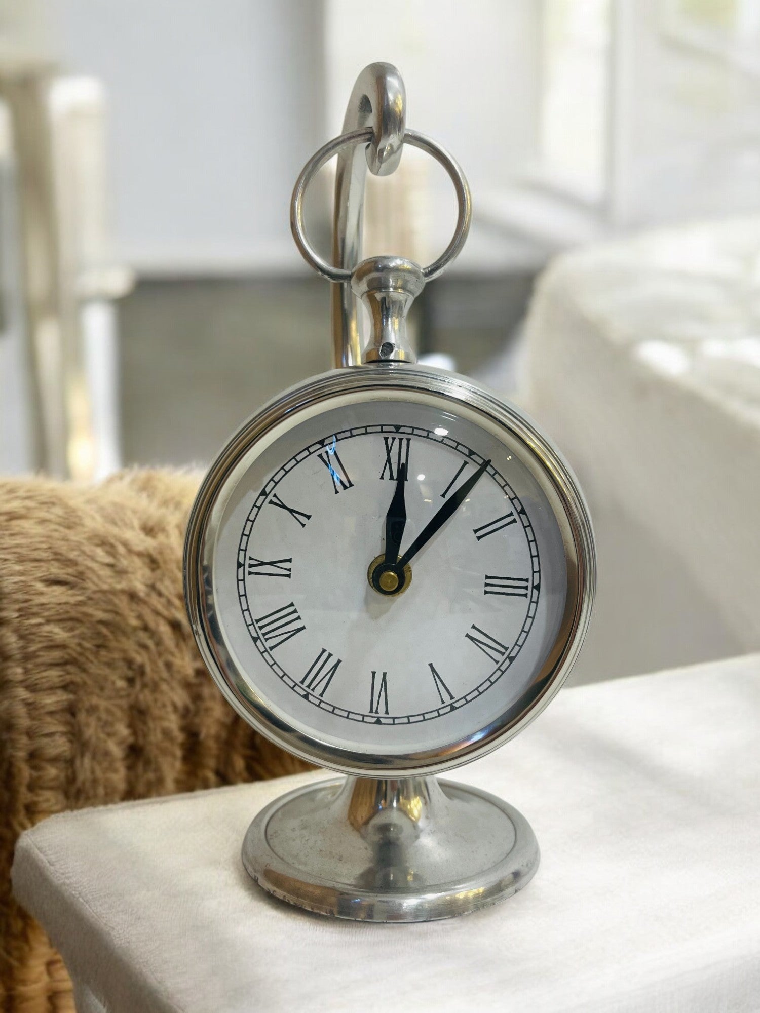 Reloj de mesa colgante